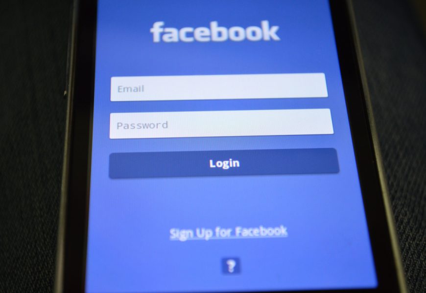 How to run Facebook Marketing efficiently with Social Media tools?